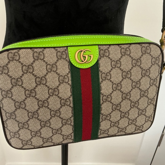 Gucci Ophidia Neon Crossbody & Wristlet w/Removable straps - Picture 16 of 16